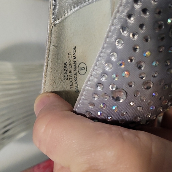 Shoes - Picture 3 of 5